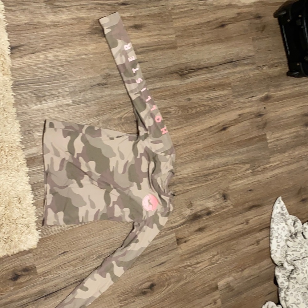Camo long sleeve tee